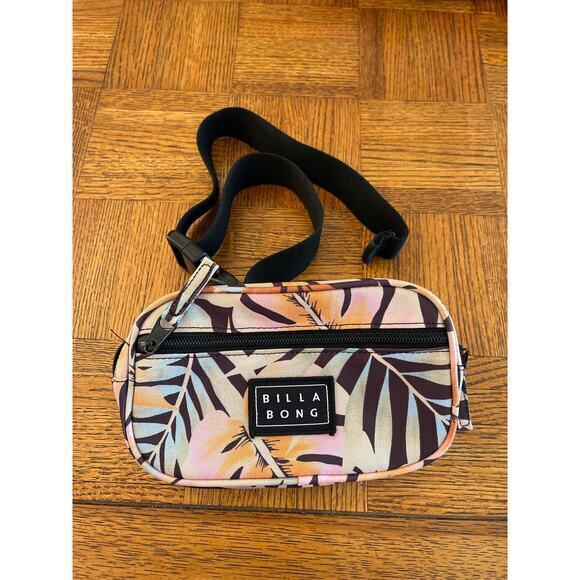 Billabong Handbags - BILLABONG BELT BAG